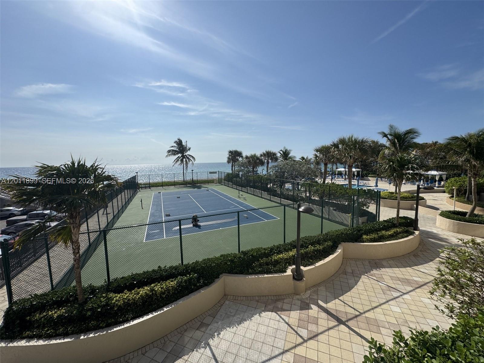 MALAGA TOWERS CONDO - Residential