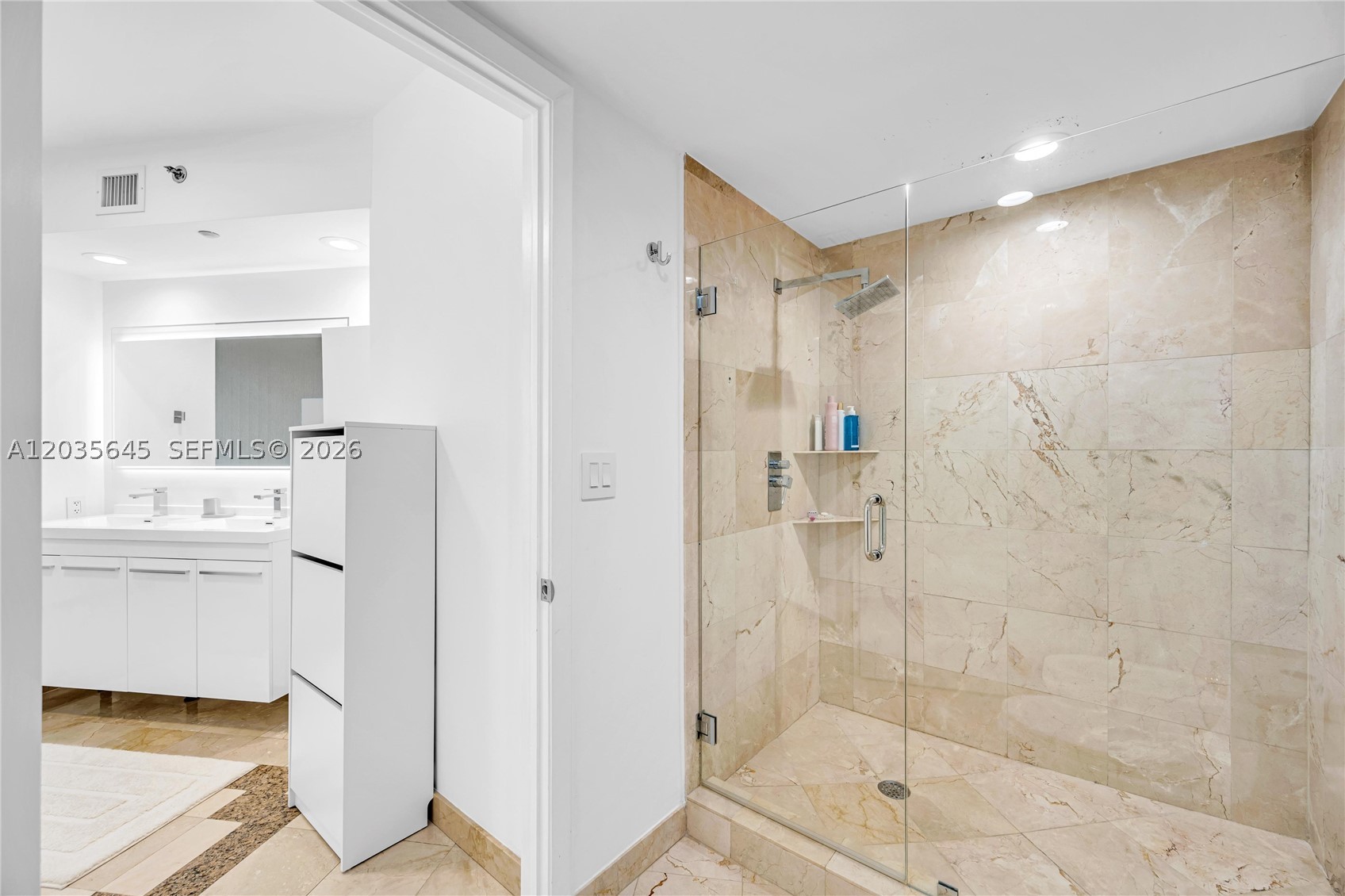 OCEAN ONE CONDO - Residential