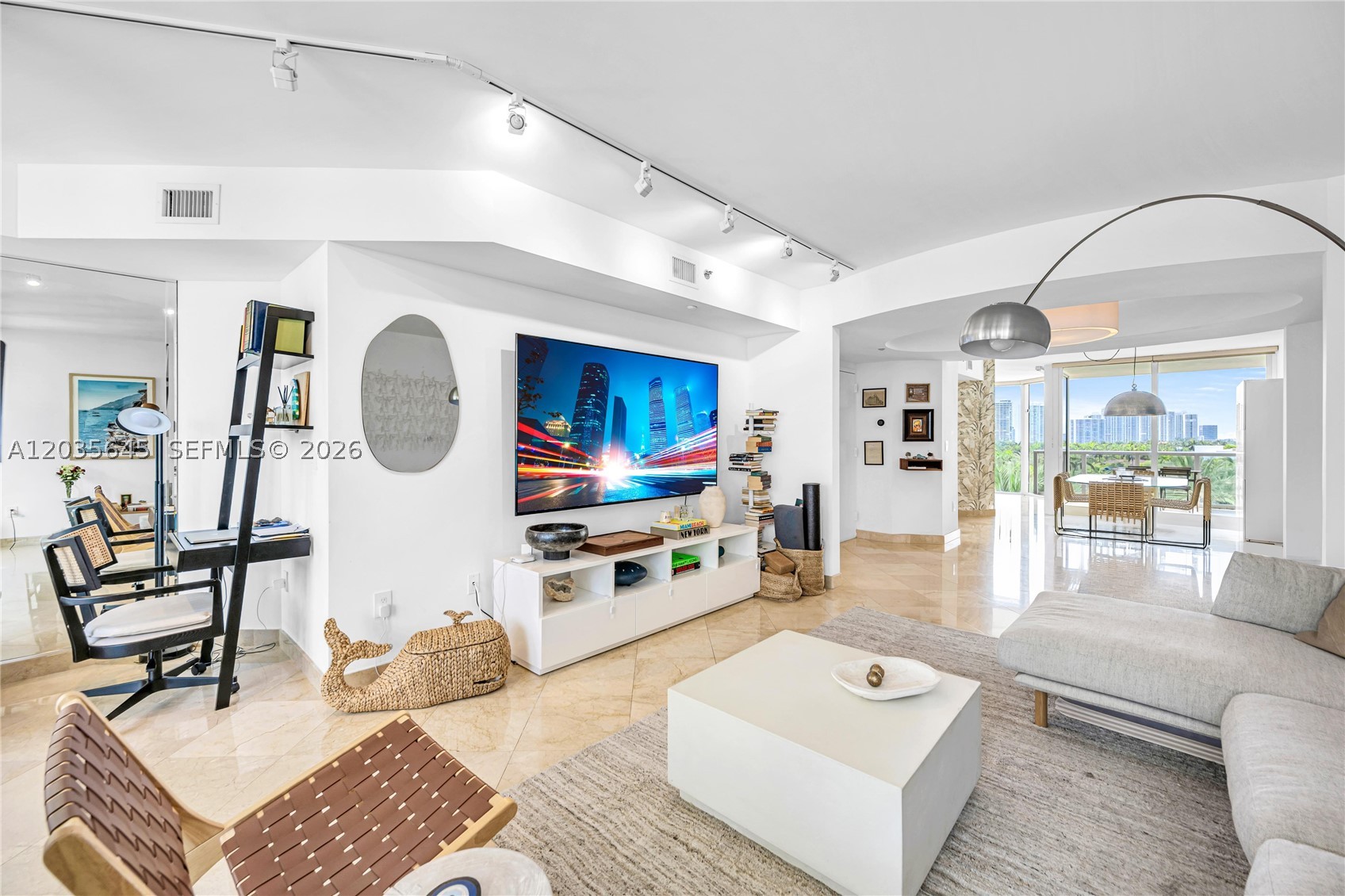 OCEAN ONE CONDO - Residential