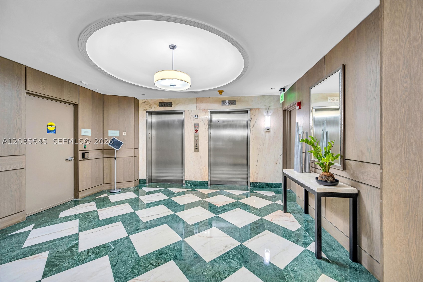 OCEAN ONE CONDO - Residential