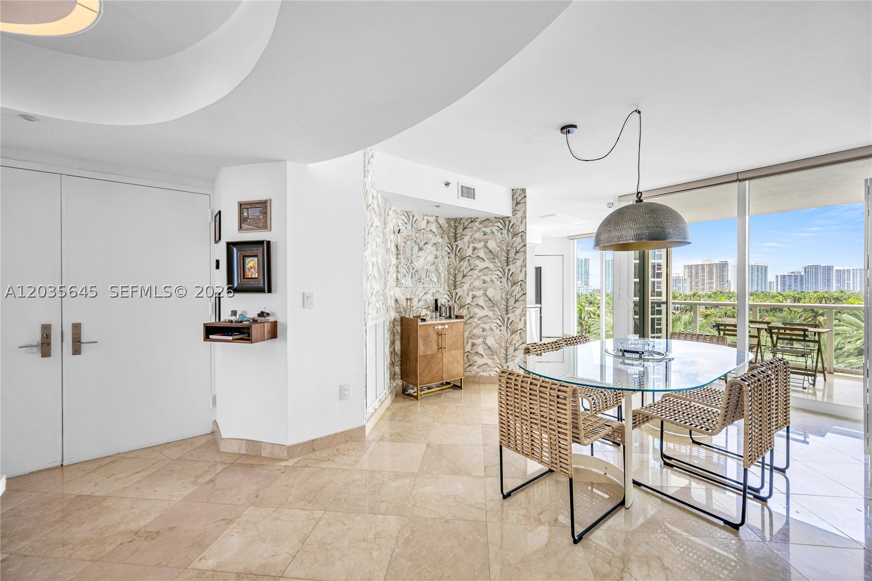 OCEAN ONE CONDO - Residential
