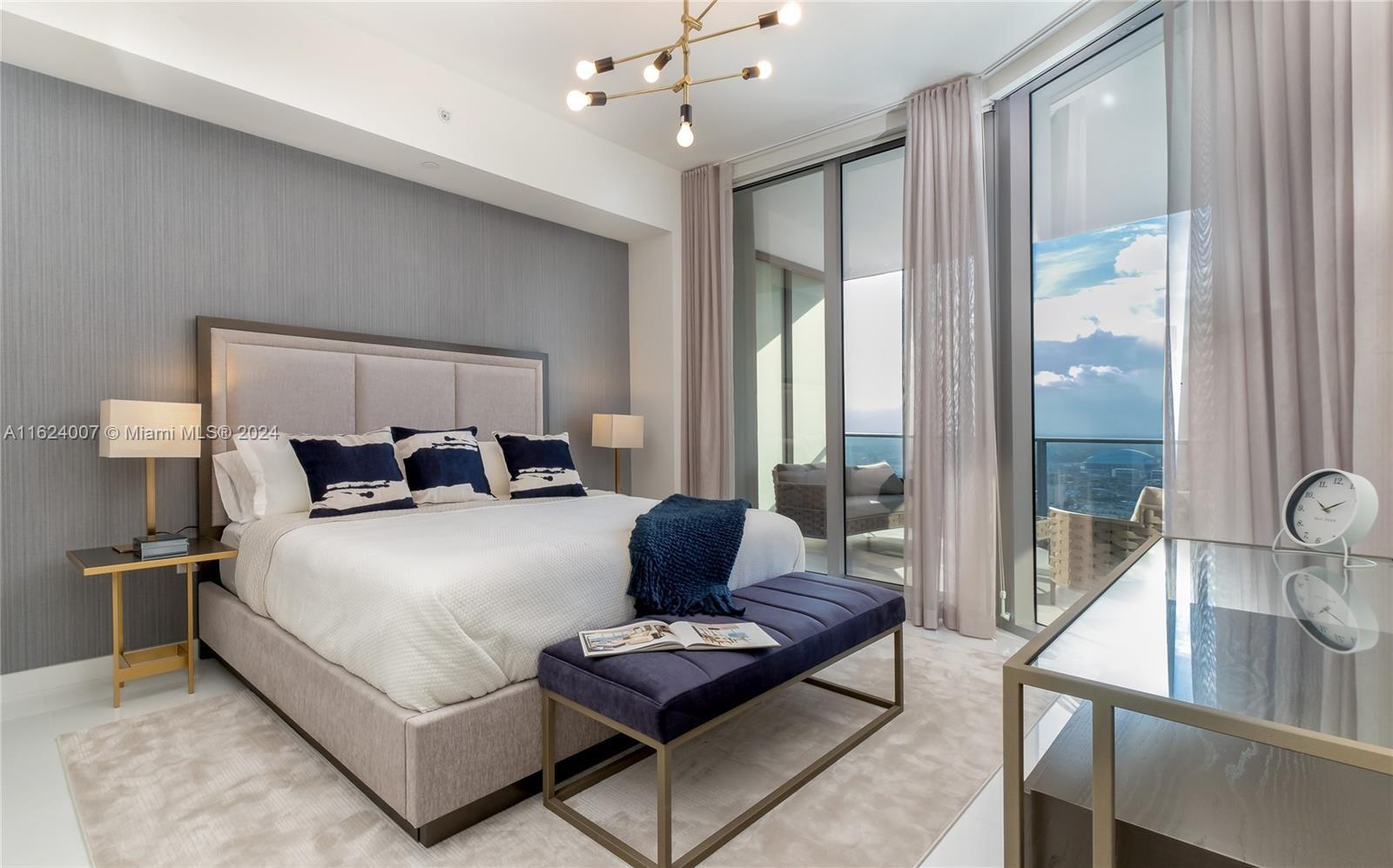 PARAMOUNT MIAMI WORLDCENT - Residential Lease