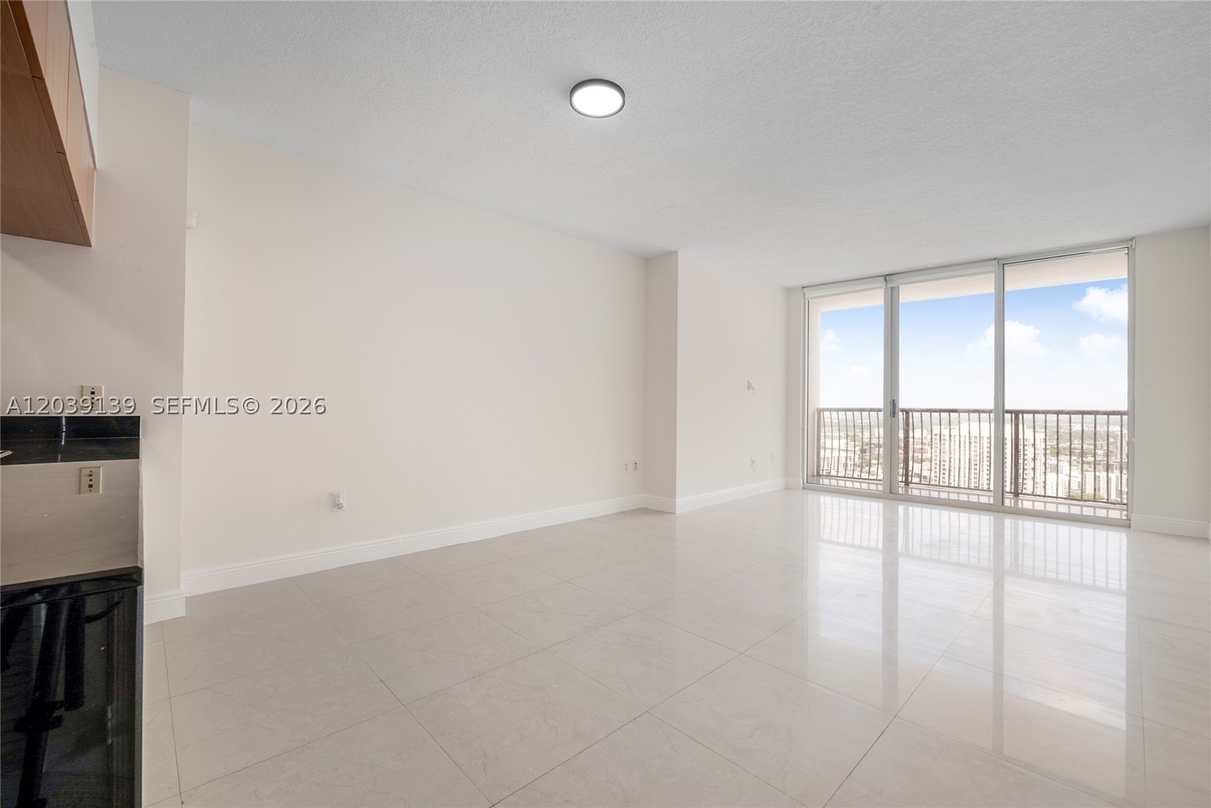 OPERA TOWER CONDO - Residential