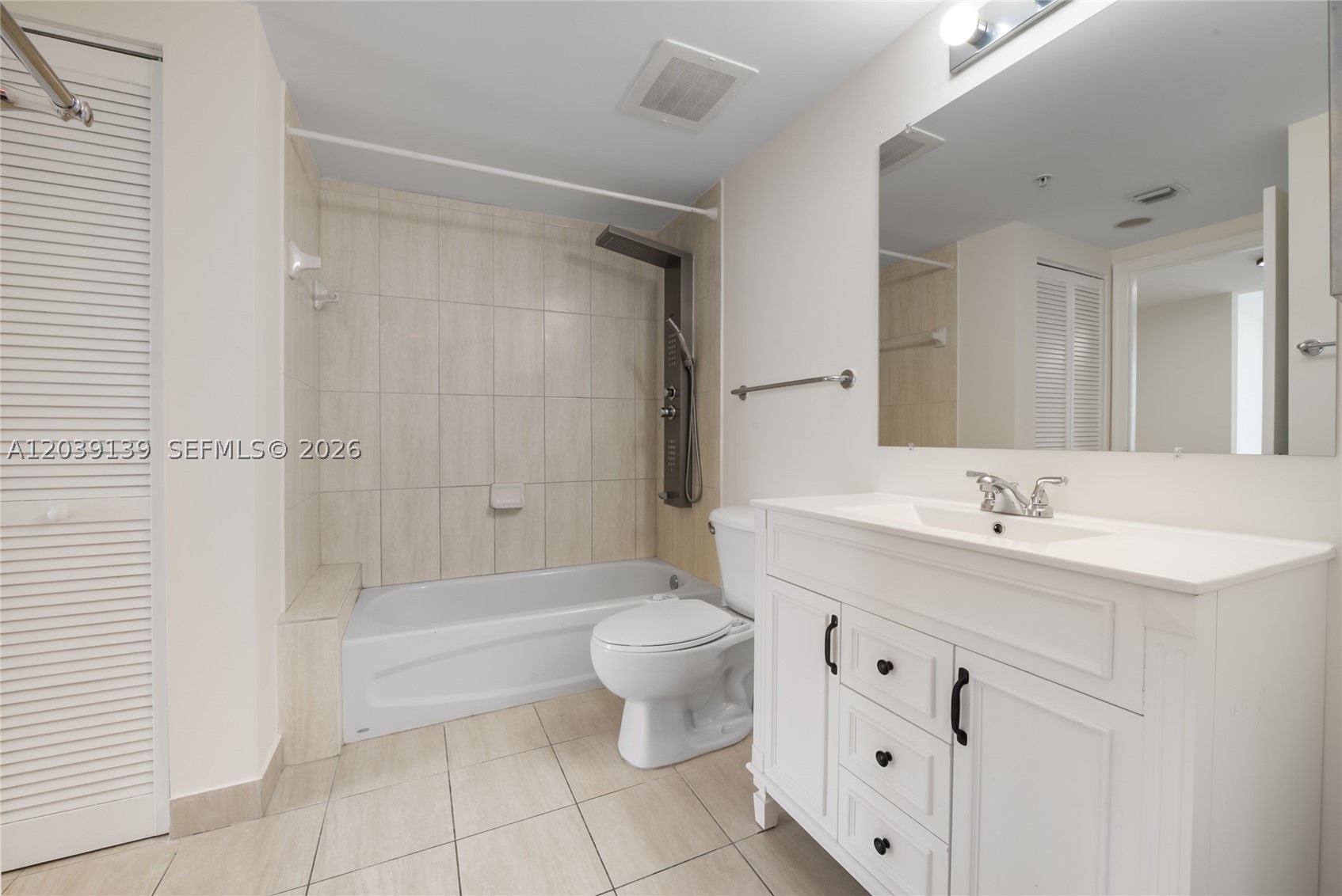OPERA TOWER CONDO - Residential