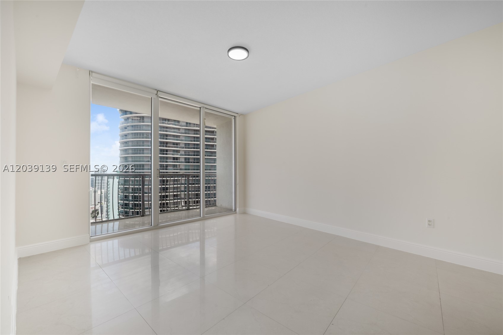 OPERA TOWER CONDO - Residential
