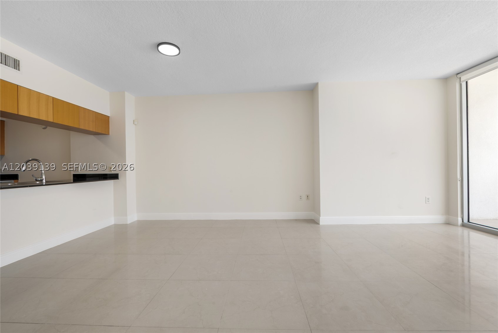 OPERA TOWER CONDO - Residential