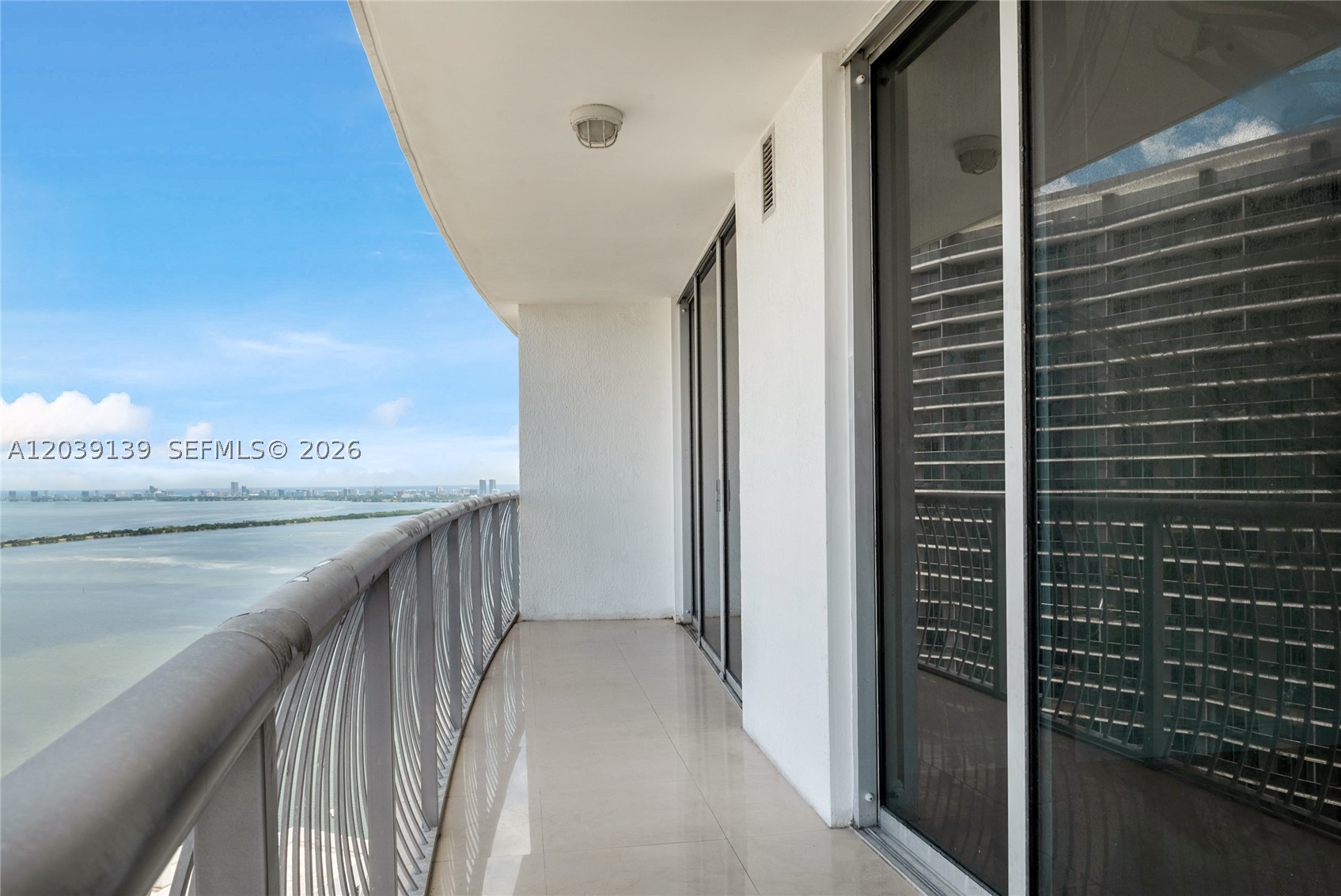 OPERA TOWER CONDO - Residential
