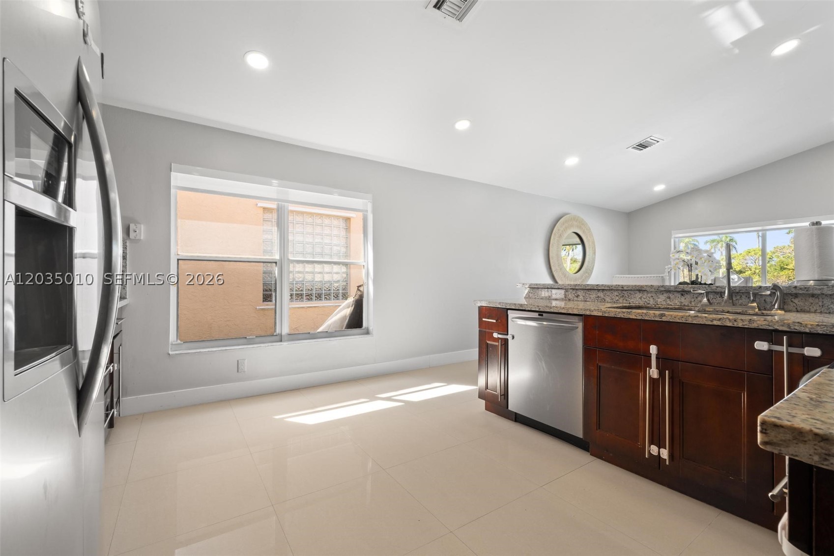 SILVER LAKES PHASE III RE - Residential Lease