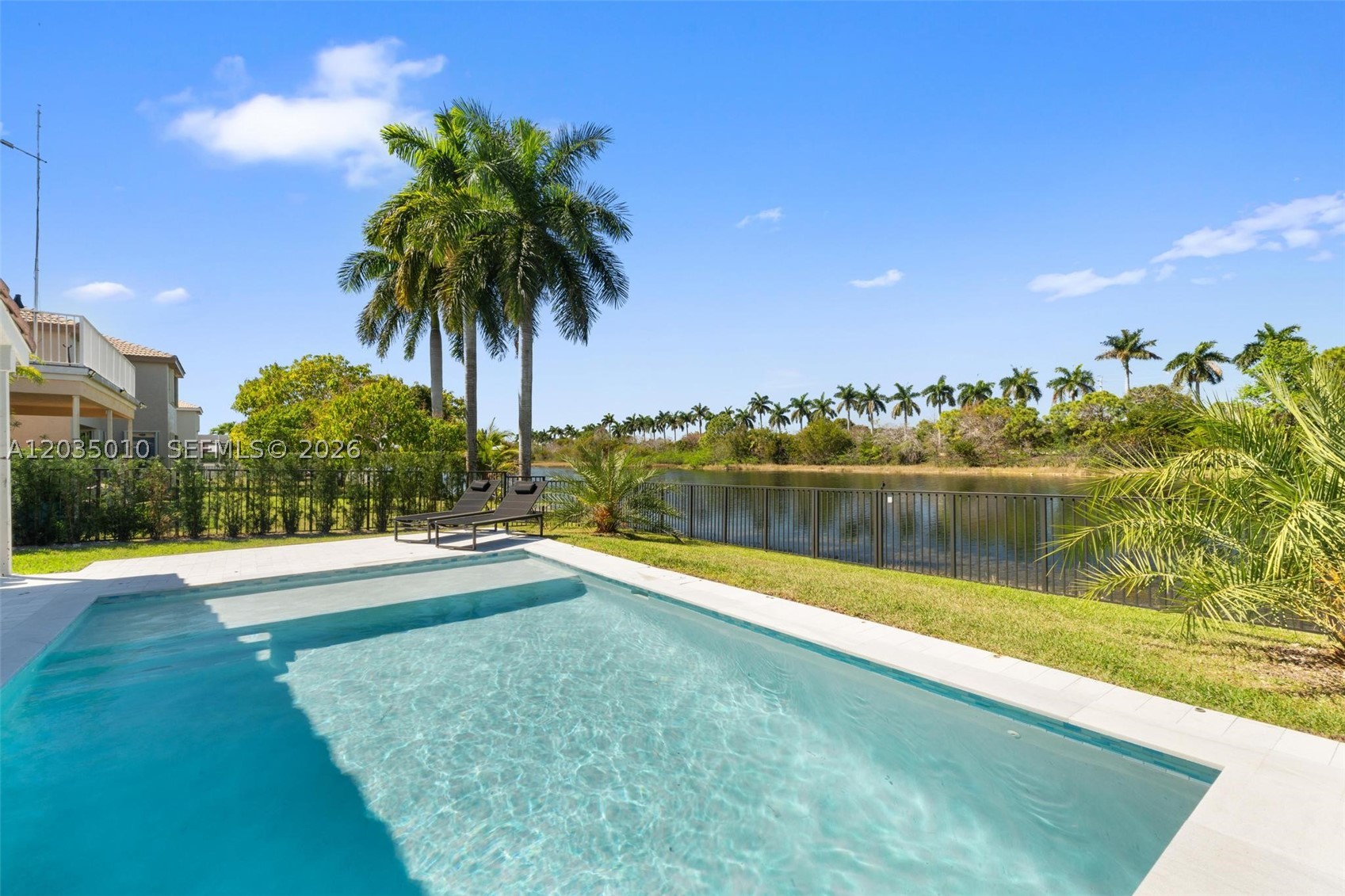 SILVER LAKES PHASE III RE - Residential Lease