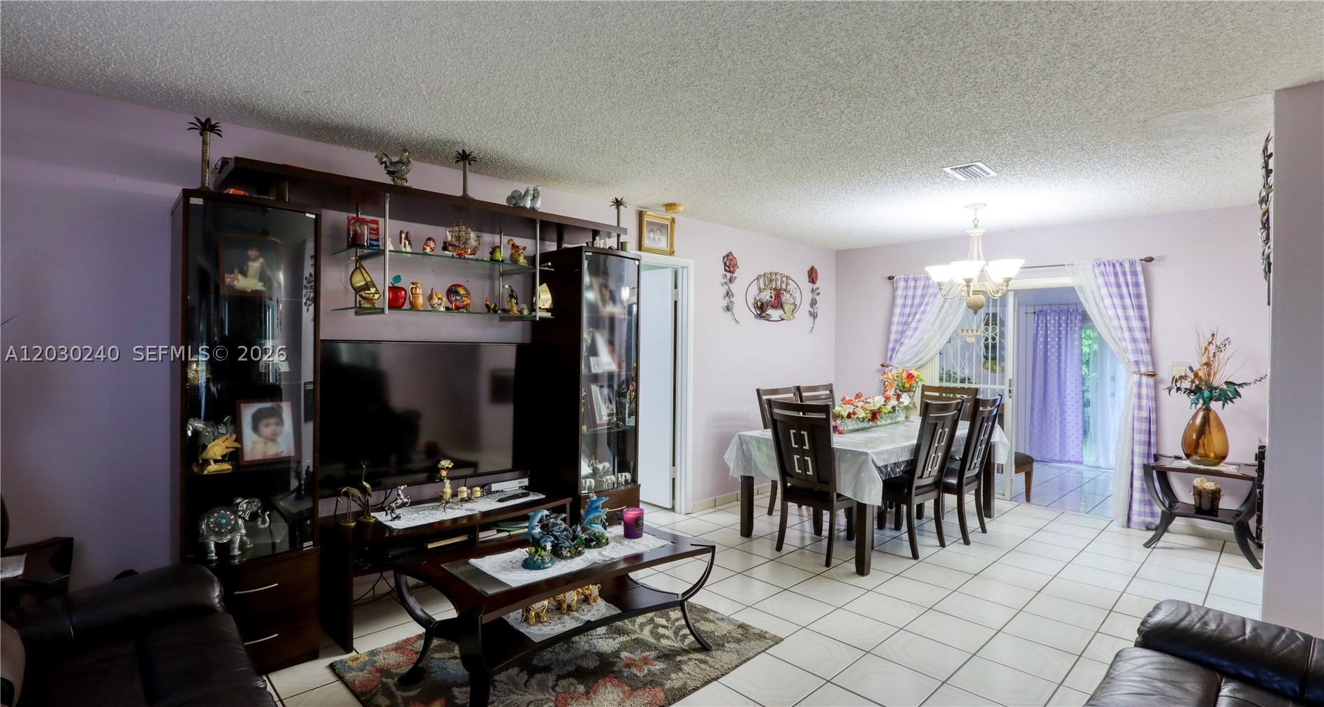 KNOLLWOOD MANOR - Residential