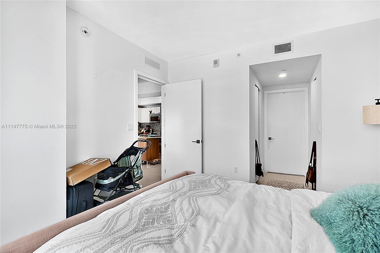 5300 PASEO CONDO - Residential