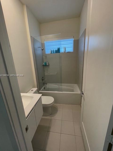 LANDMARK AT DORAL CENTRAL - Residential