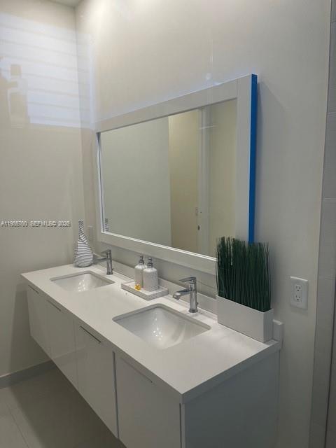 LANDMARK AT DORAL CENTRAL - Residential