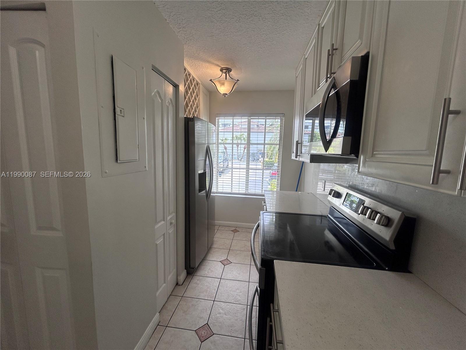 LES JARDINS CONDO - Residential Lease