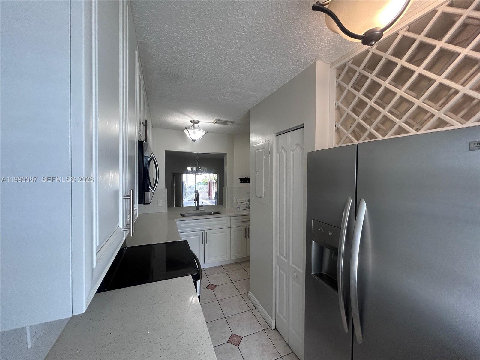 LES JARDINS CONDO - Residential Lease