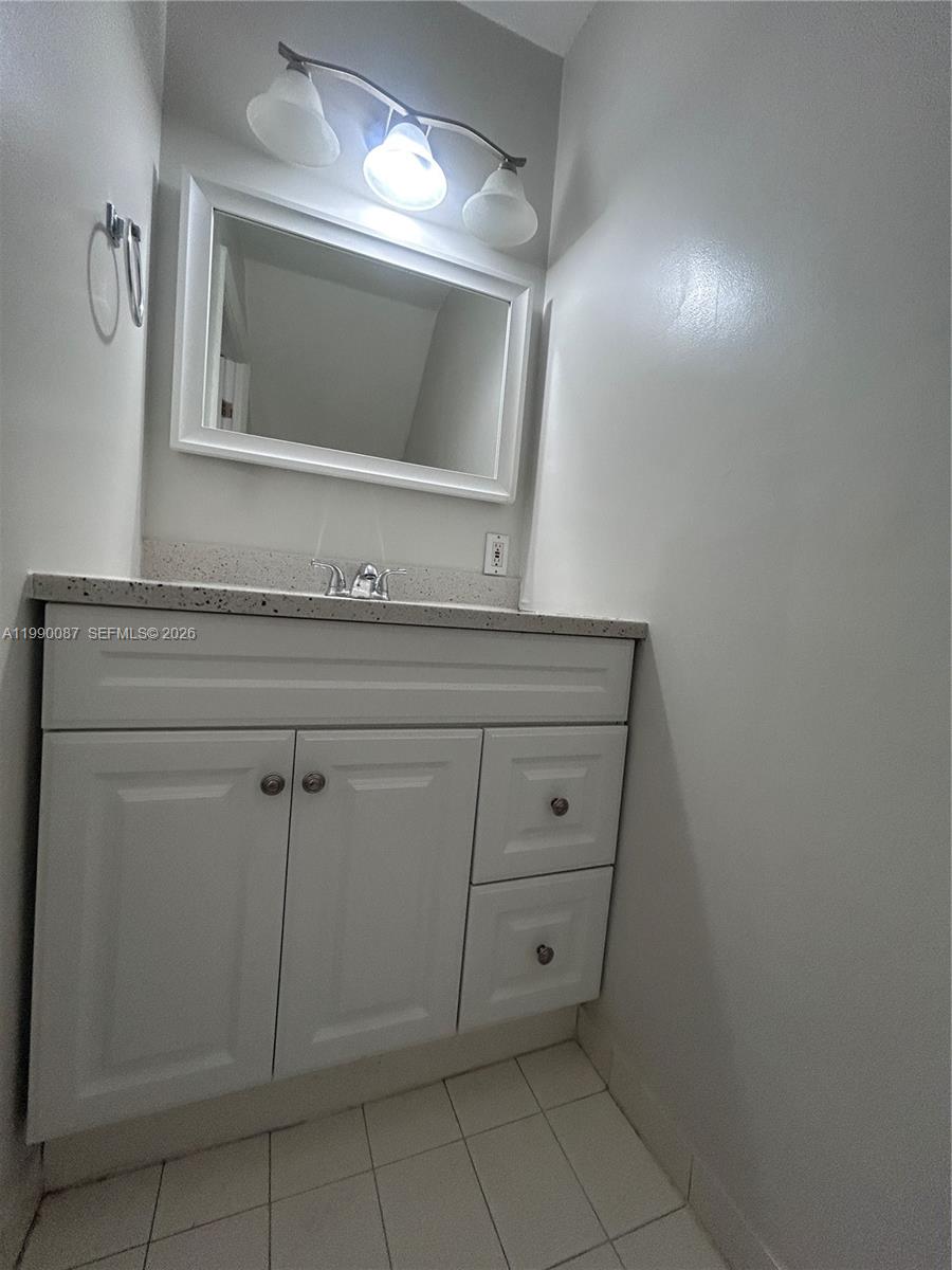 LES JARDINS CONDO - Residential Lease