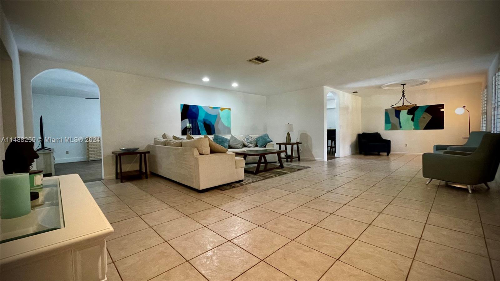 ROYAL PALM HARBOR 2ND ADD - Residential Lease