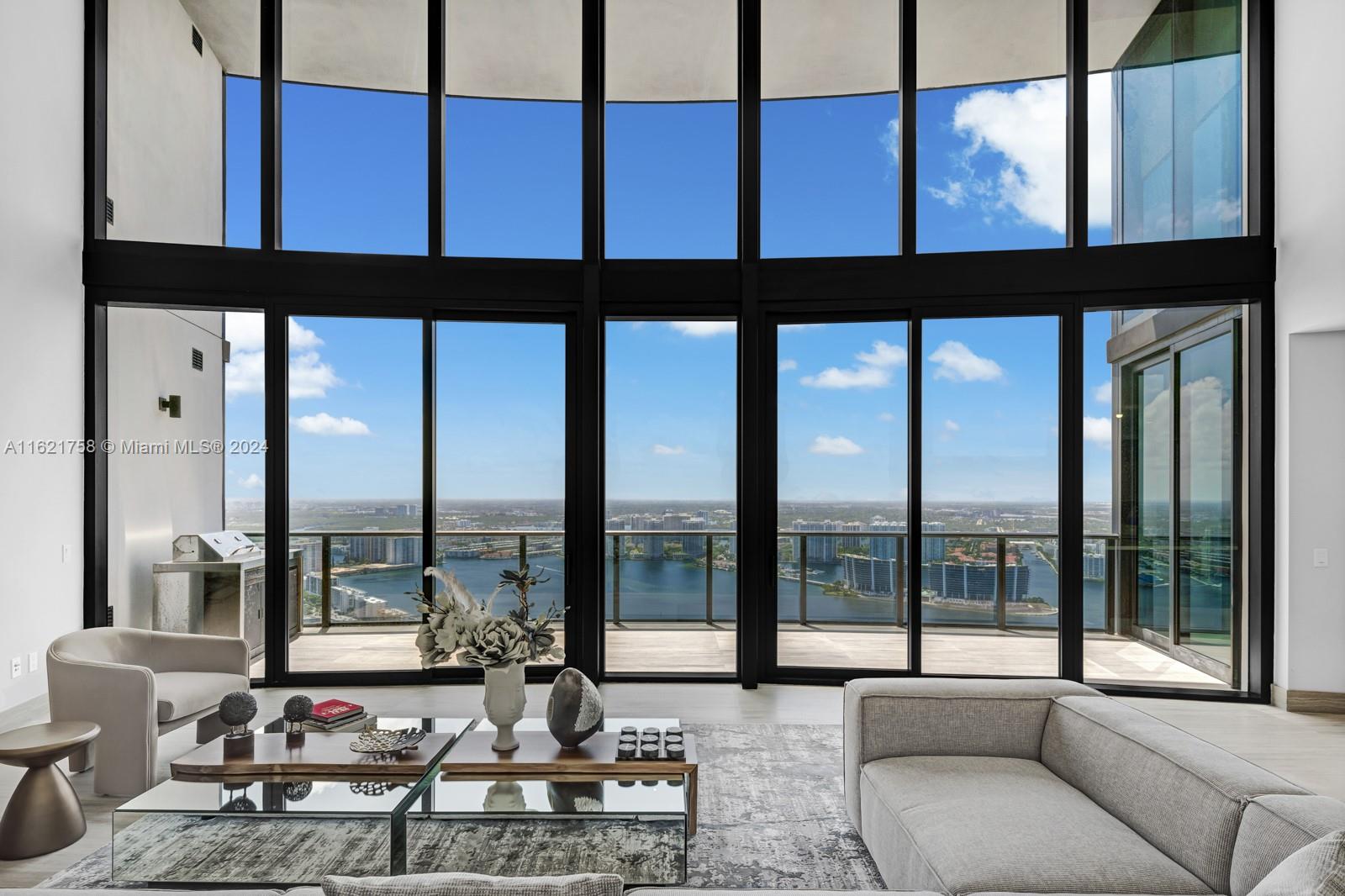 18555 COLLINS AVENUE COND - Residential