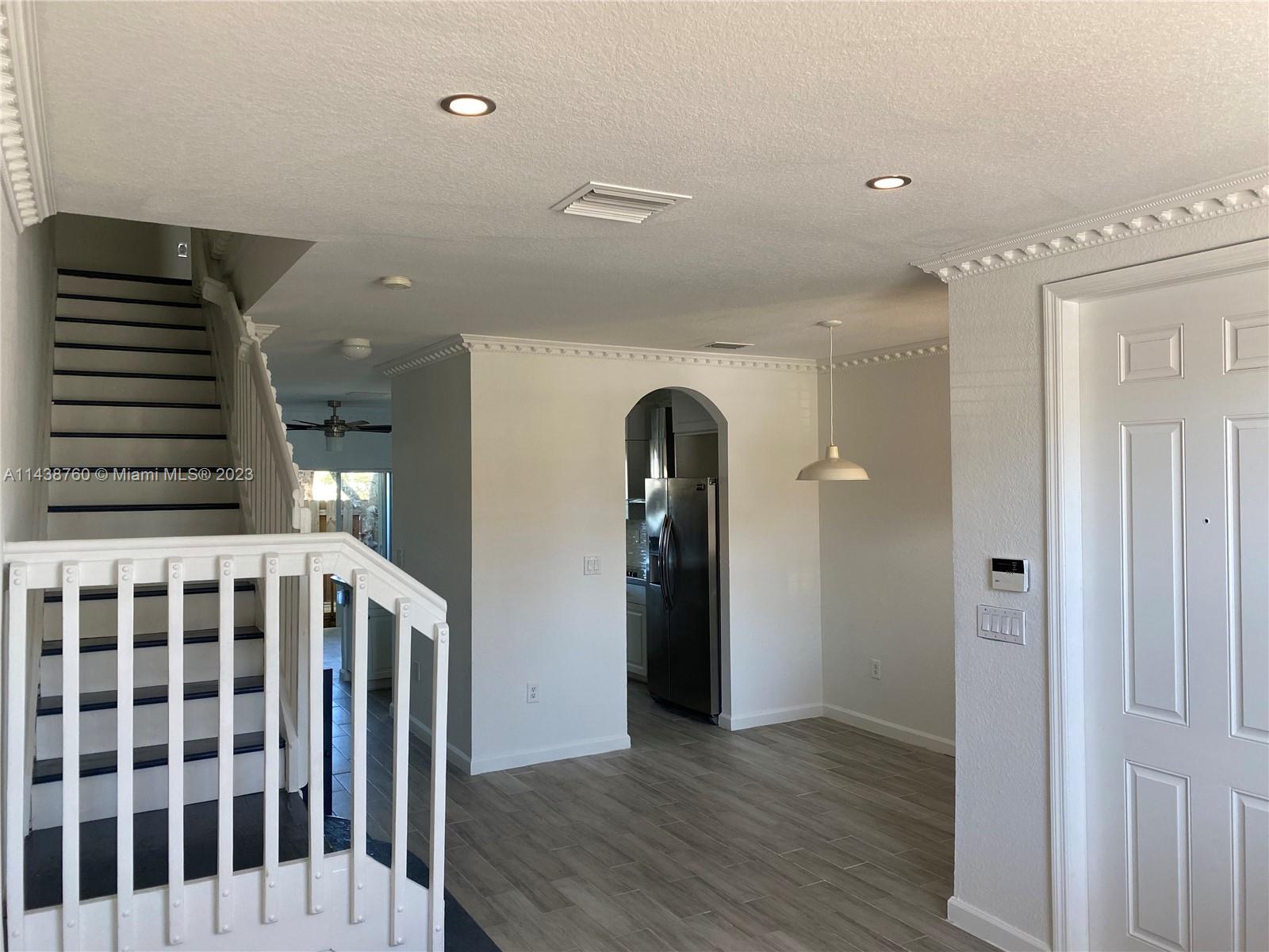 VILLAS AT CARMEL CONDO NO - Residential Lease
