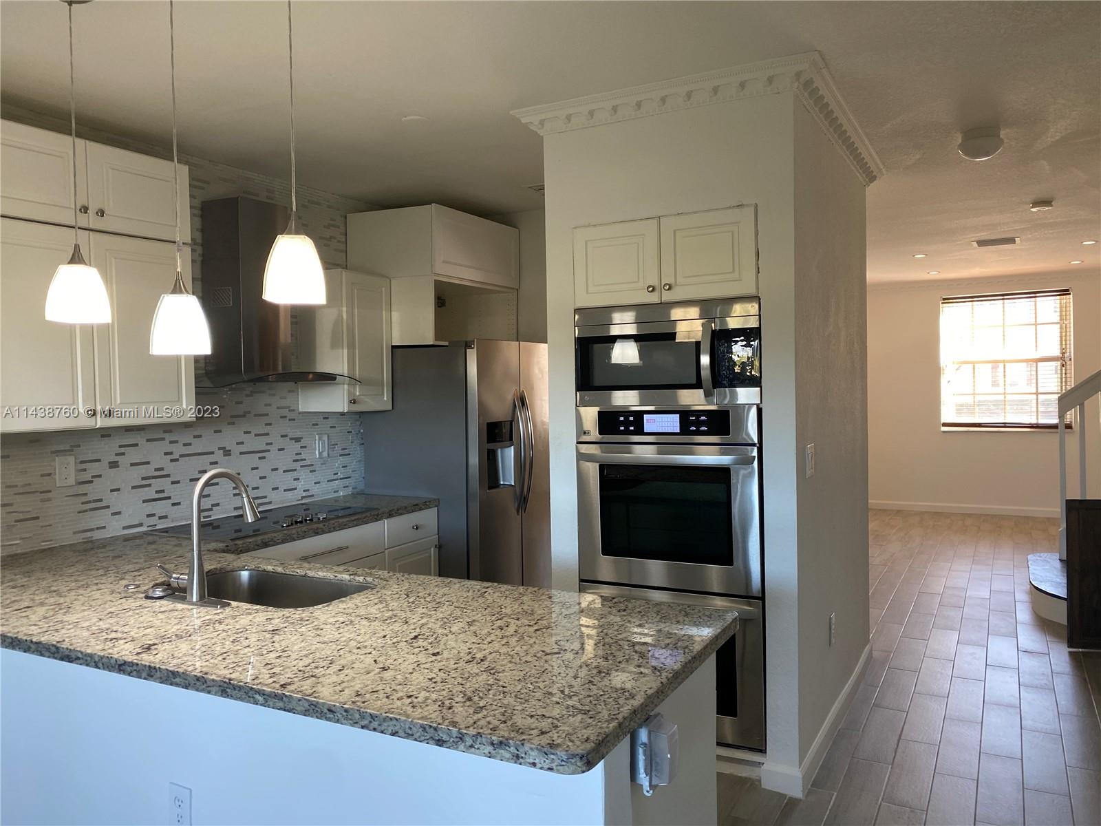 VILLAS AT CARMEL CONDO NO - Residential Lease