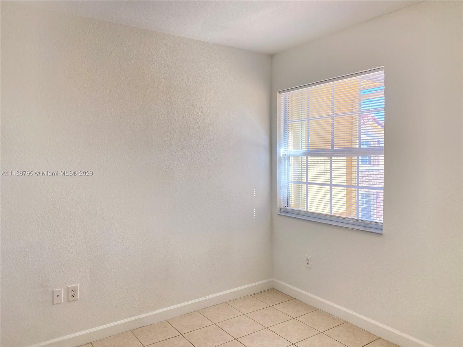 VILLAS AT CARMEL CONDO NO - Residential Lease