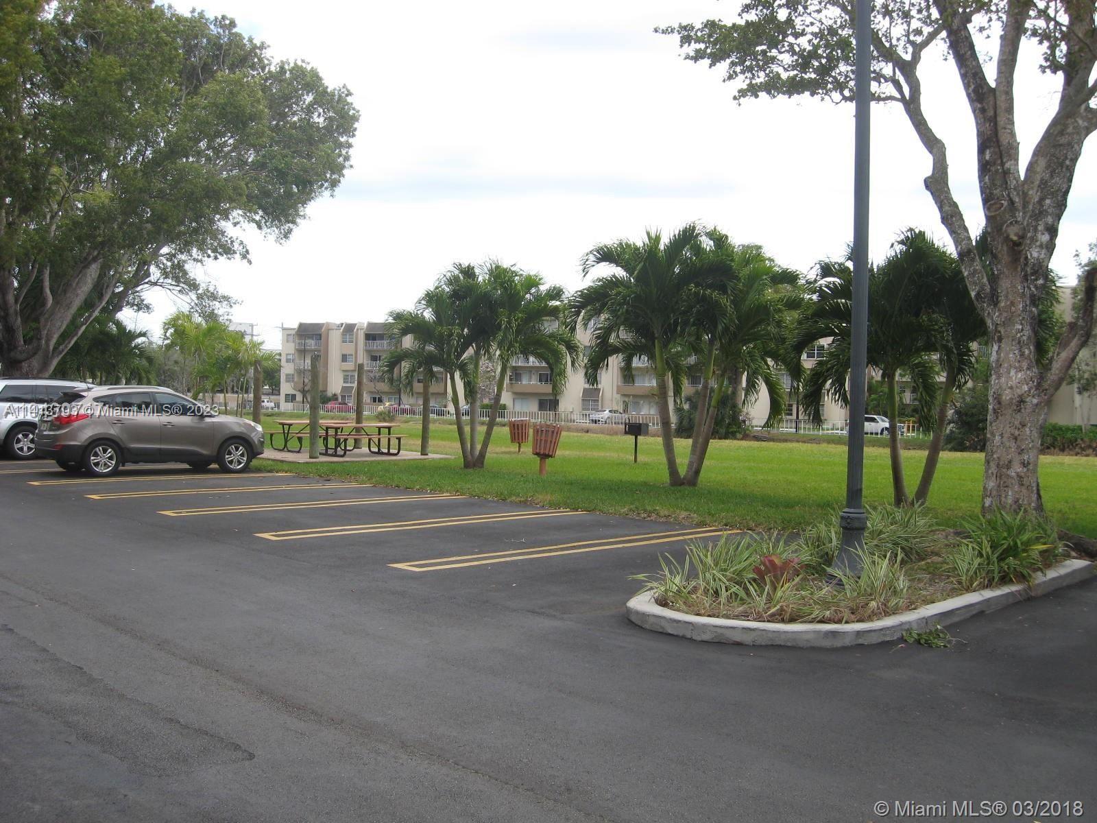 VILLAGE OF KINGS CREEK CO - Residential Lease