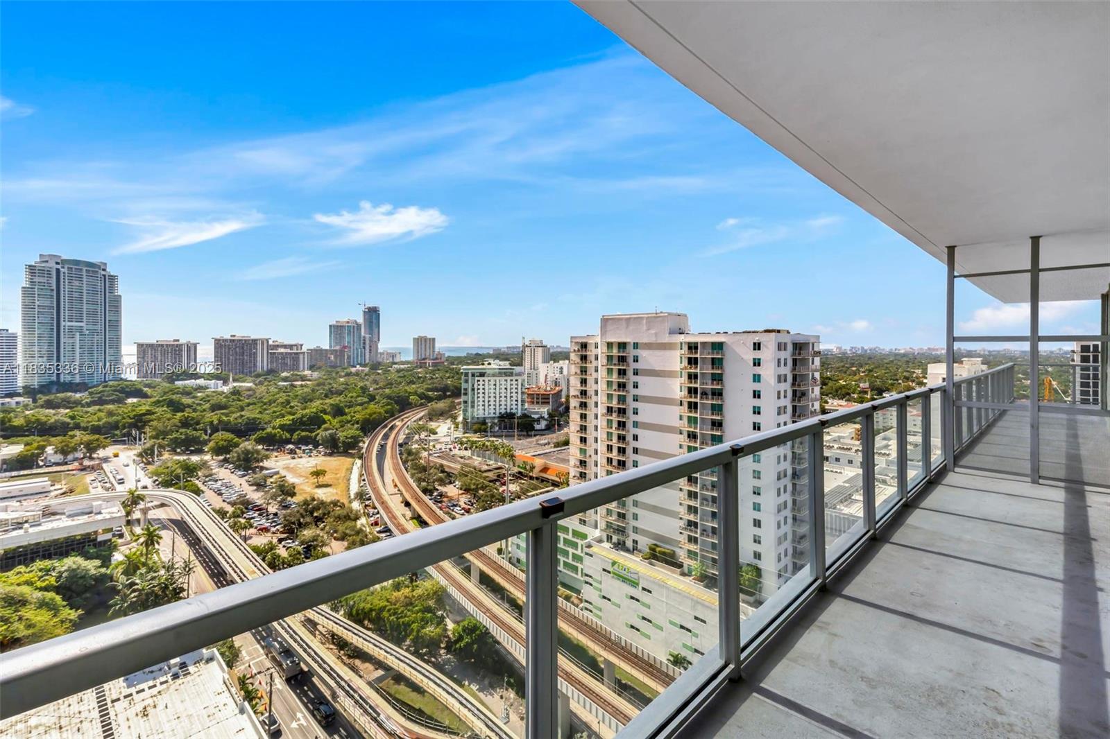 THE AXIS ON BRICKELL COND - Residential Lease