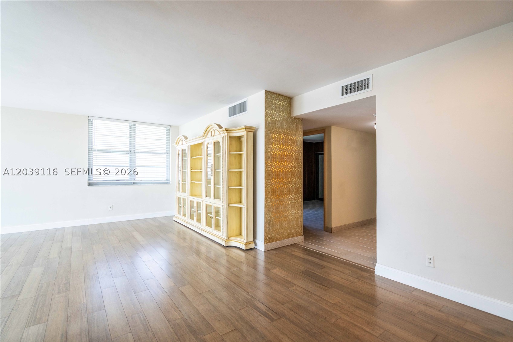 ST REGIS APTS CONDO - Residential Lease