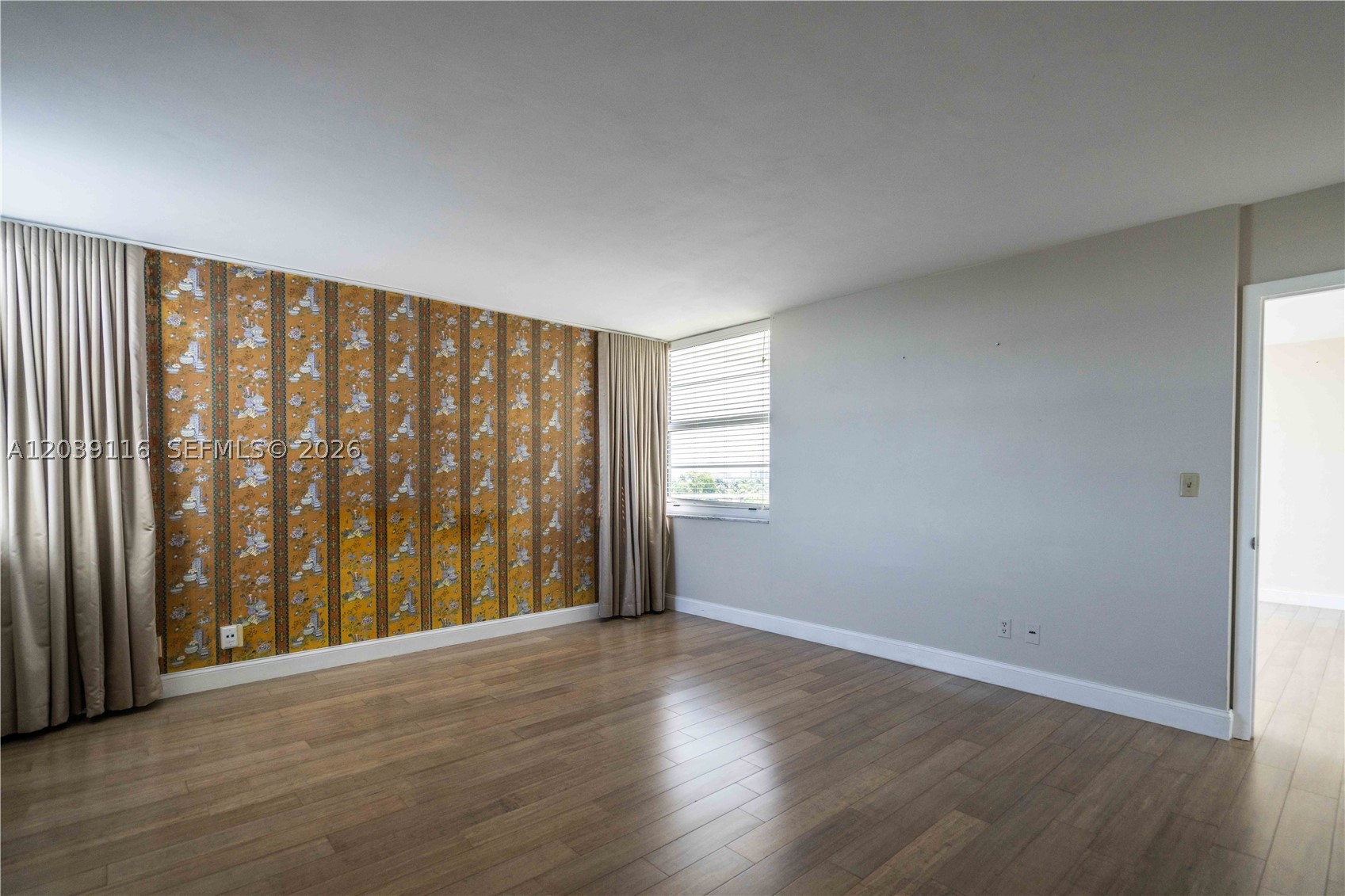 ST REGIS APTS CONDO - Residential Lease