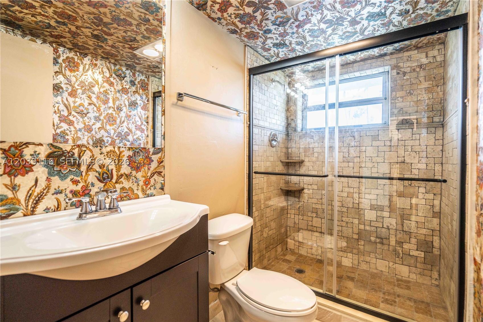ST REGIS APTS CONDO - Residential Lease