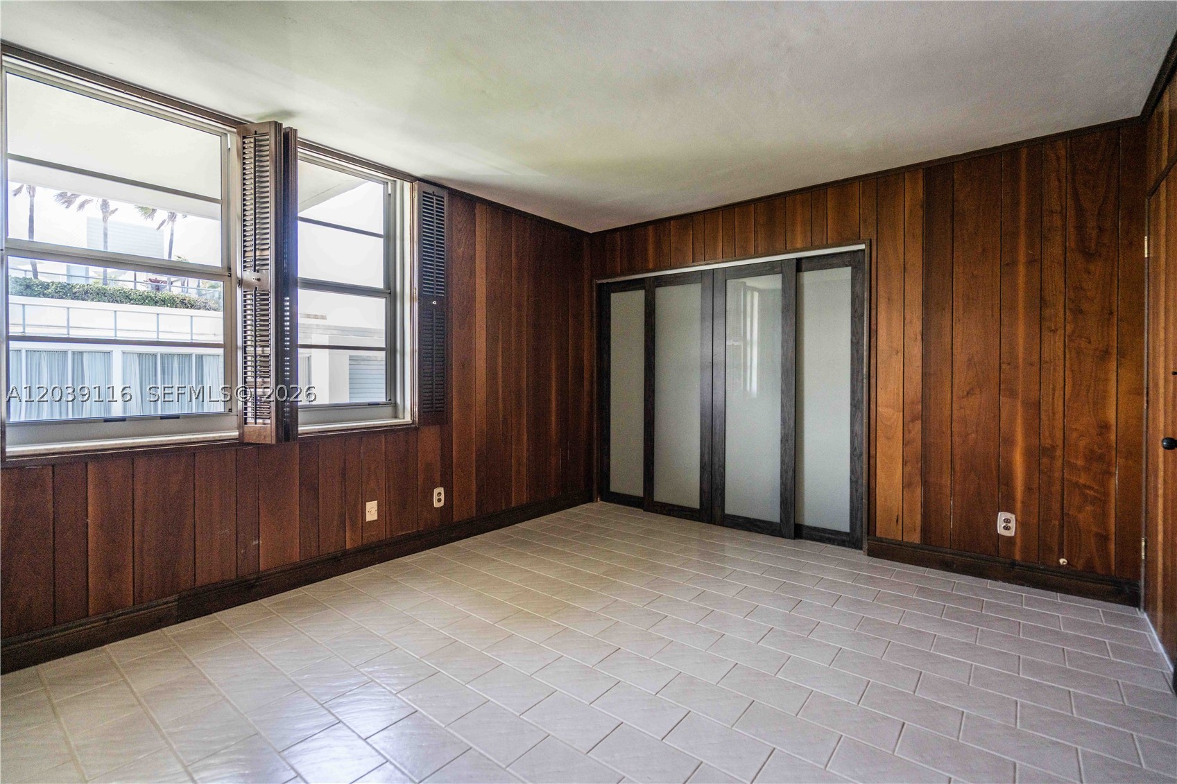 ST REGIS APTS CONDO - Residential Lease