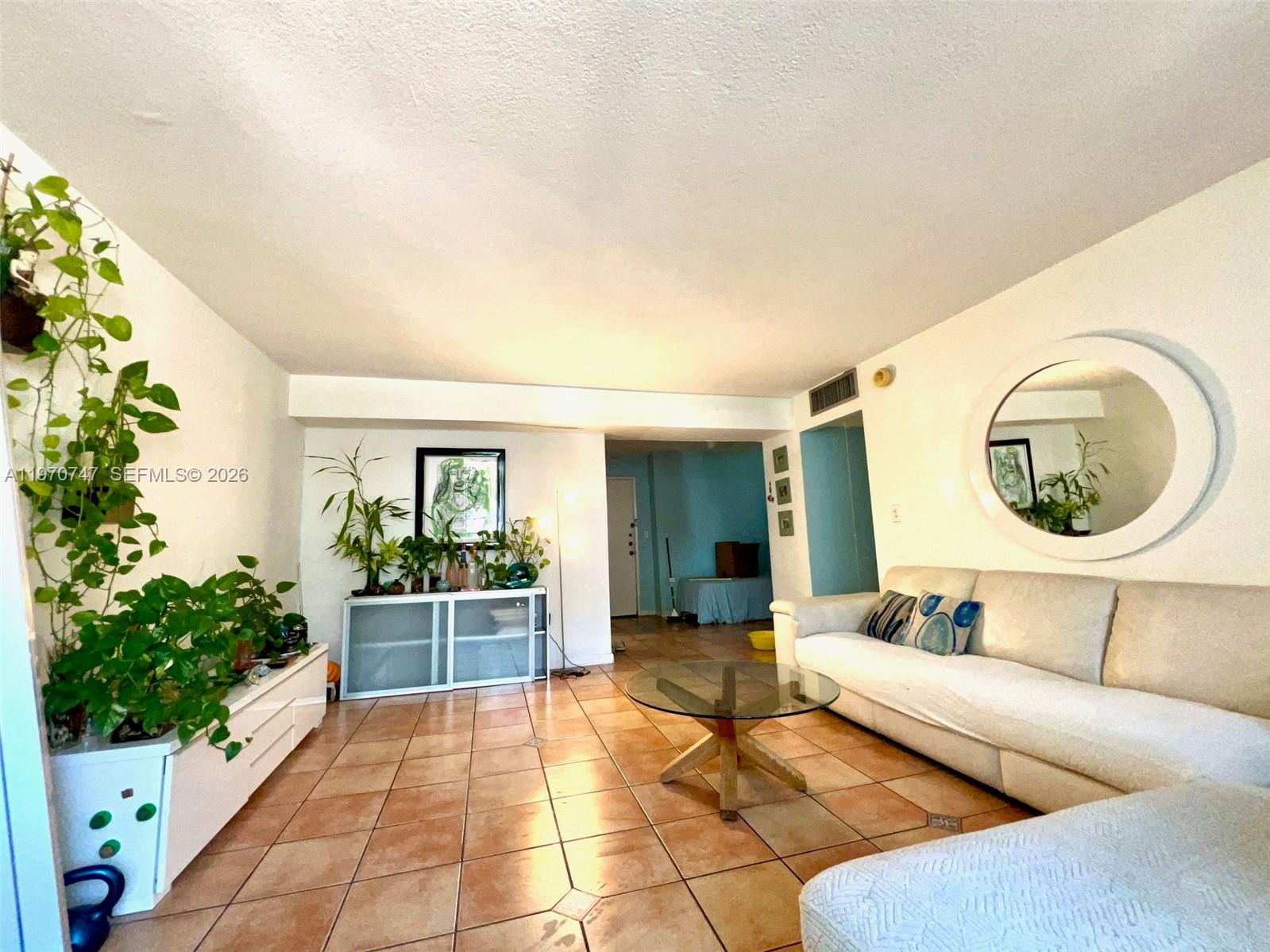 LINCOLN PALACE CONDO - Residential