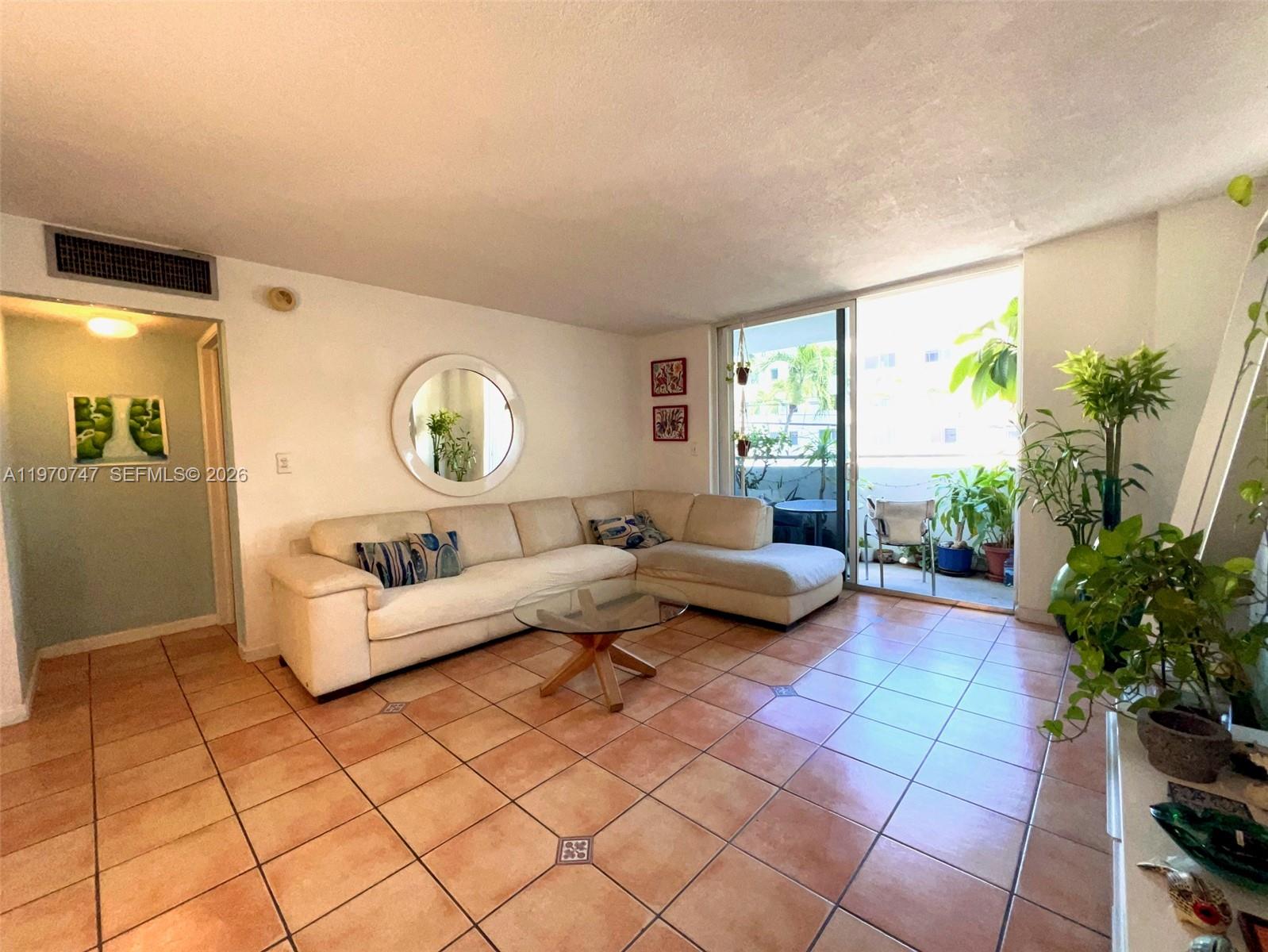 LINCOLN PALACE CONDO - Residential