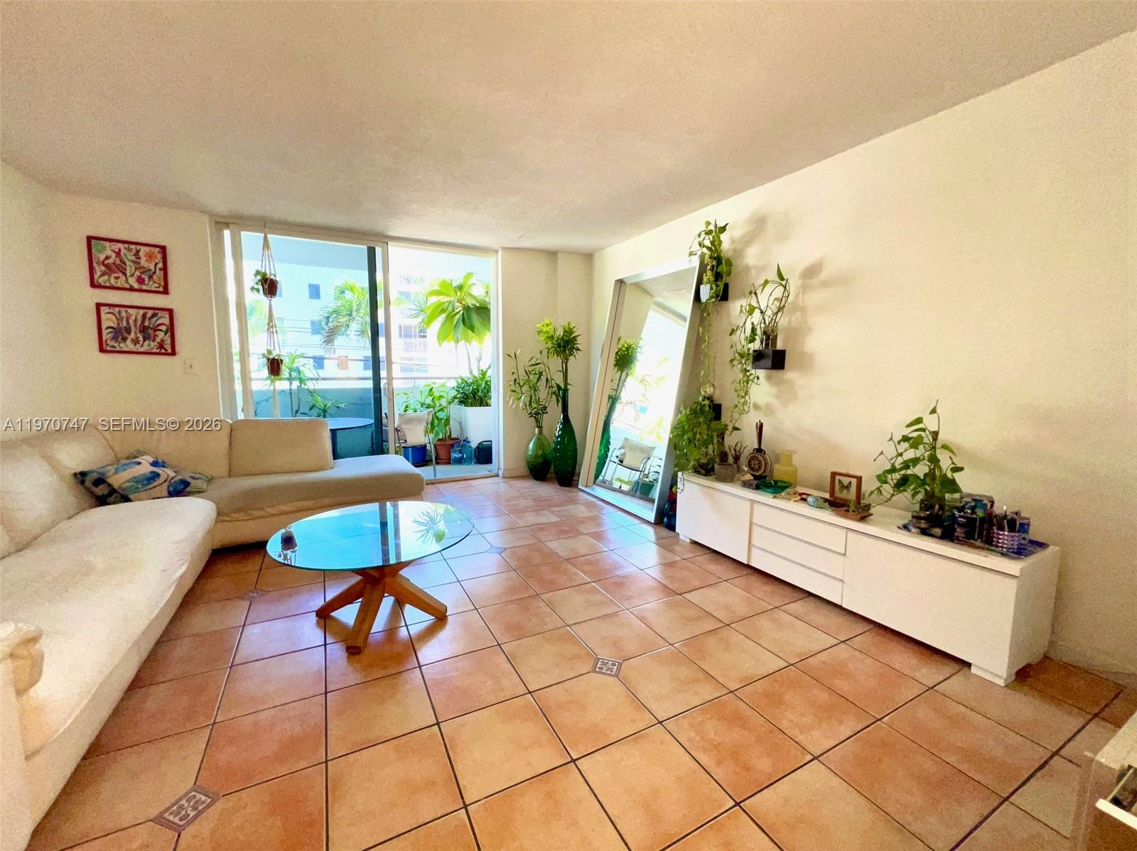 LINCOLN PALACE CONDO - Residential