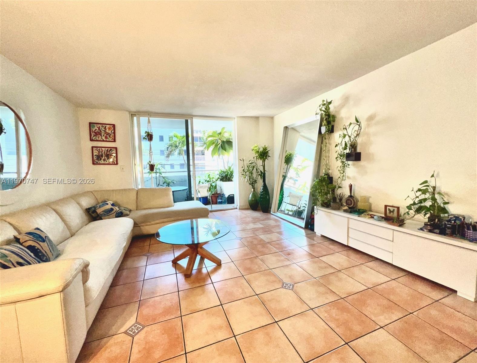LINCOLN PALACE CONDO - Residential
