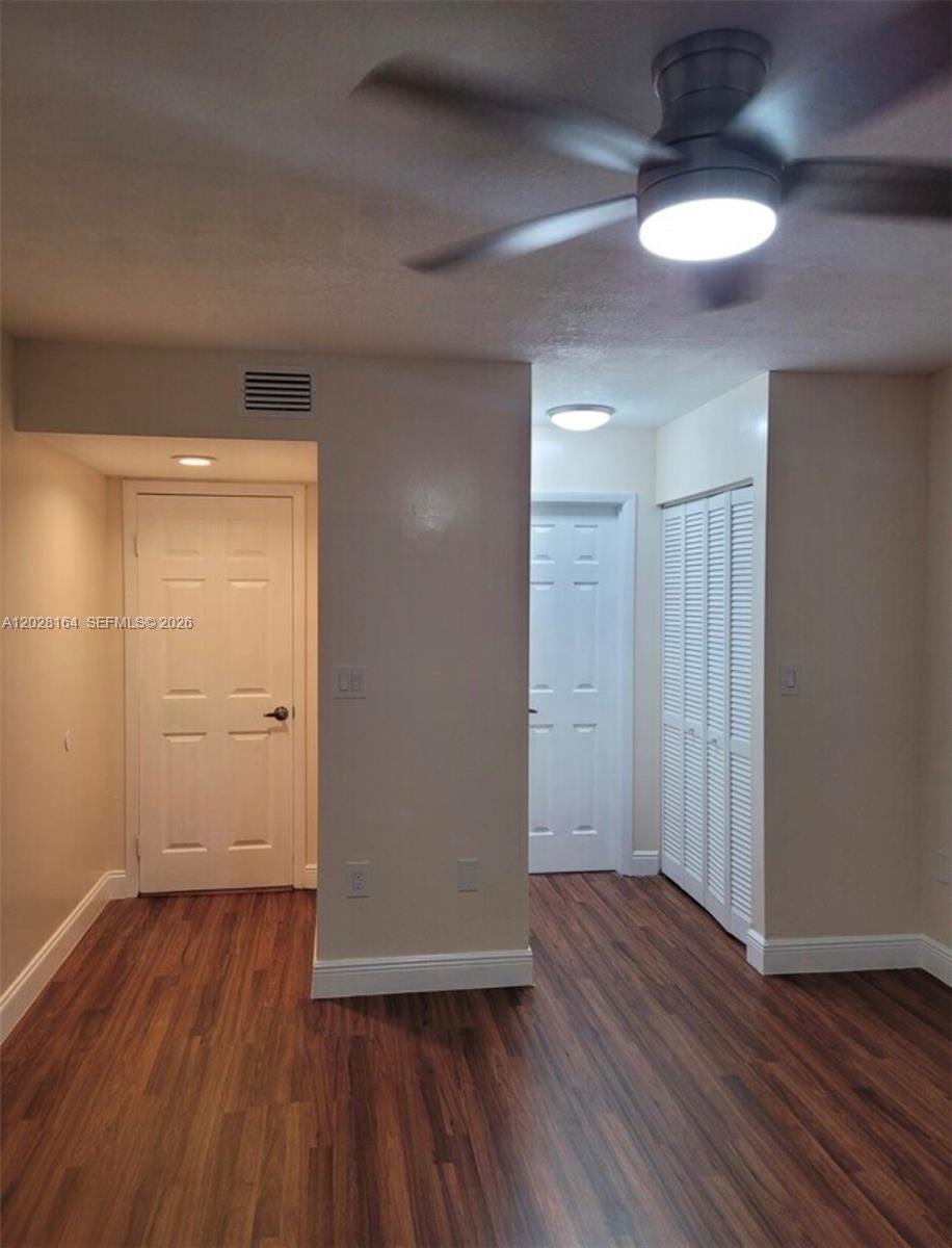 LE CLUB AT OLD CUTLER CON - Residential