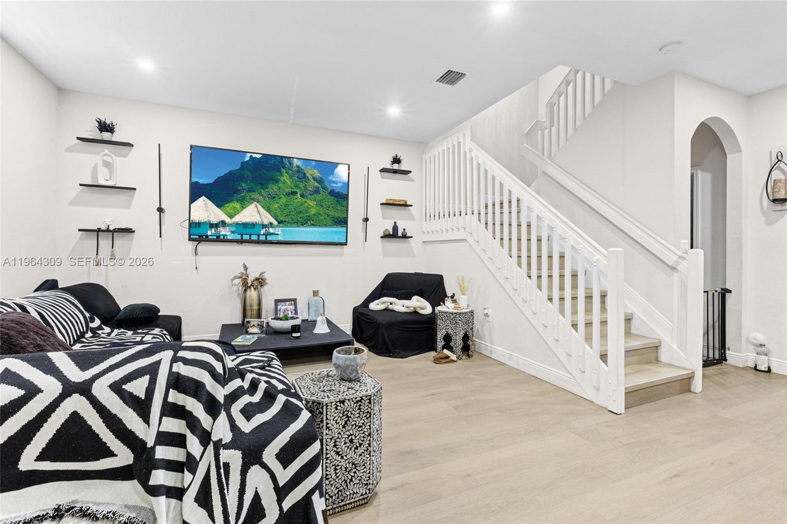 LAKES BY THE BAY EVE REPL - Residential