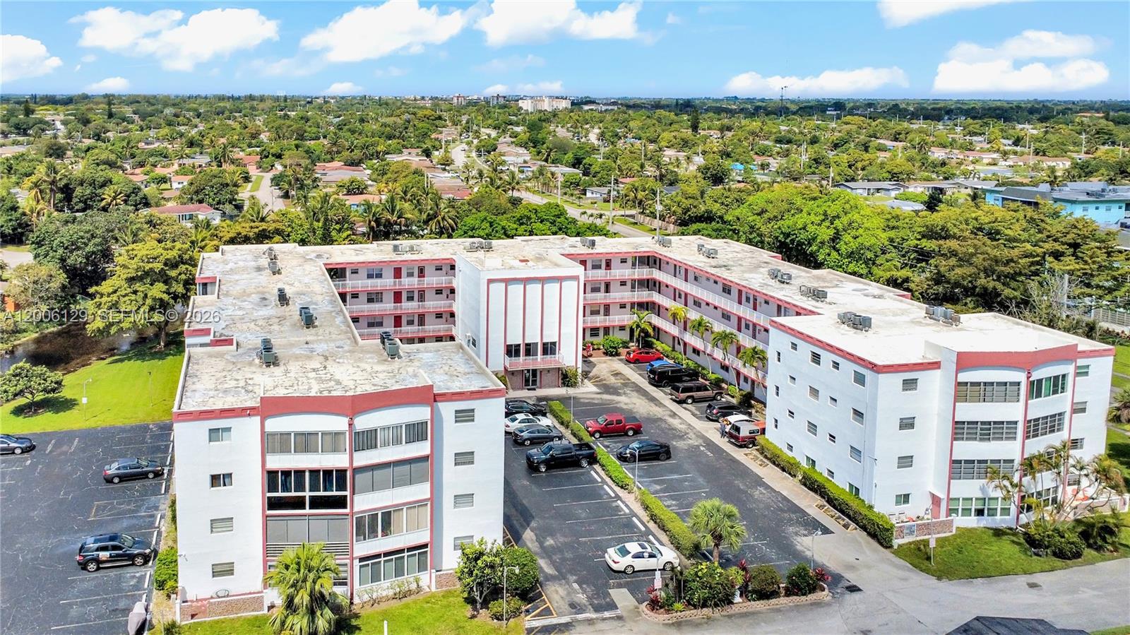 SAPPHIRE CONDO - Residential