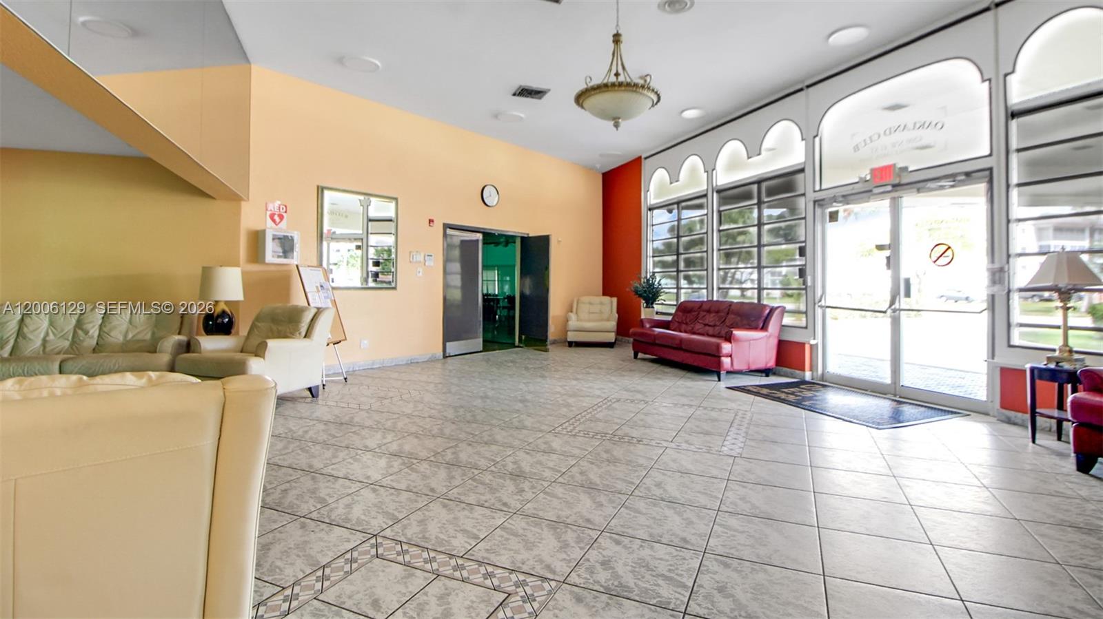 SAPPHIRE CONDO - Residential