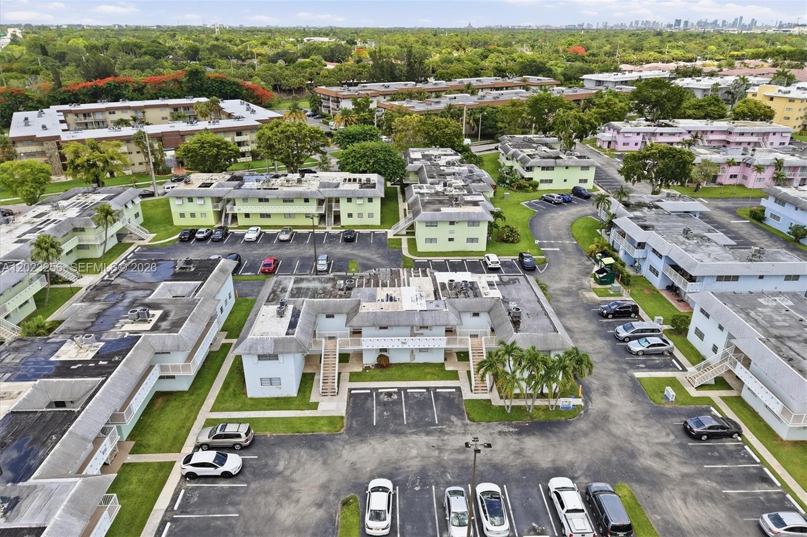 VILLAGE AT DADELAND CONDO - Residential