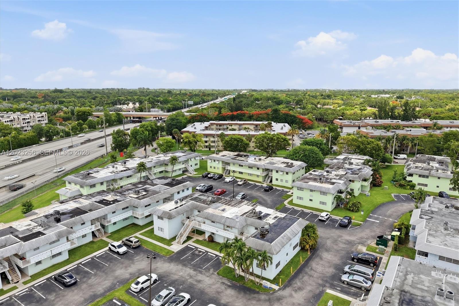 VILLAGE AT DADELAND CONDO - Residential