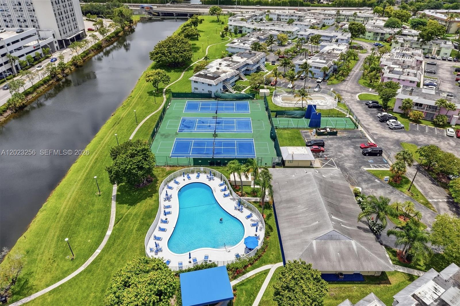 VILLAGE AT DADELAND CONDO - Residential