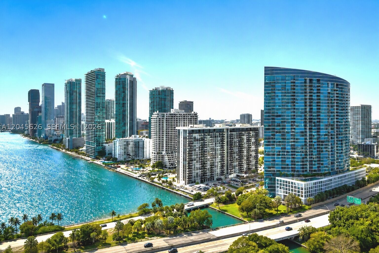BLUE CONDO - Residential Lease