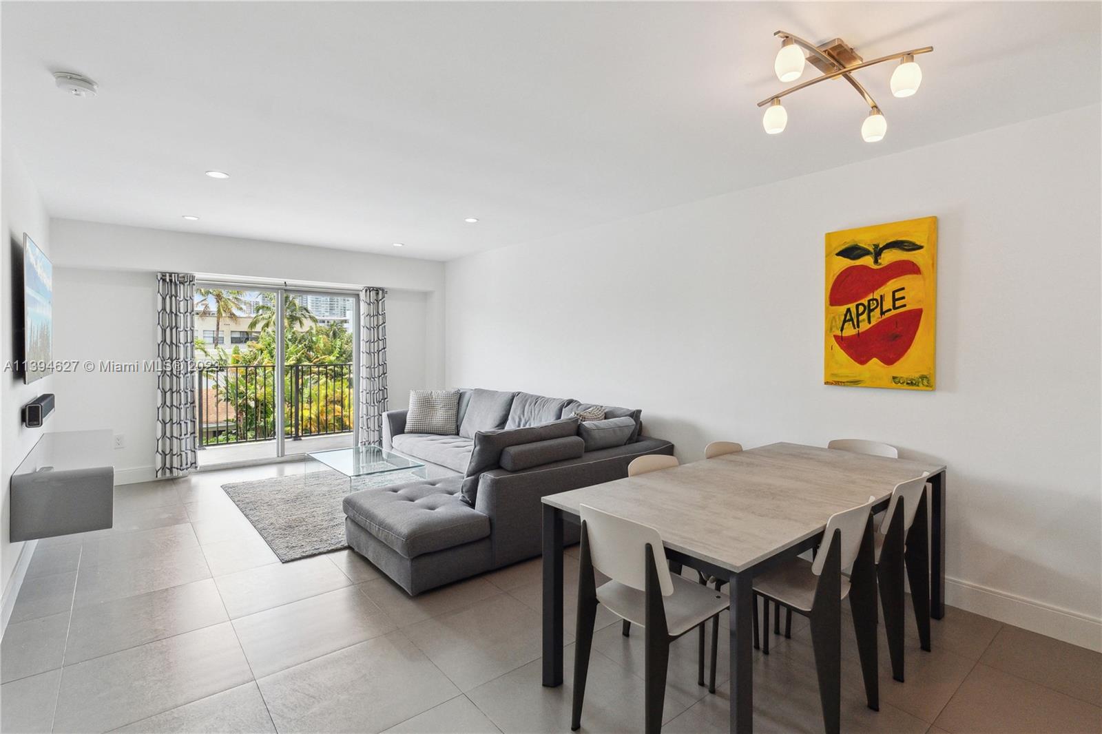 PARKVIEW HOUSE CONDO - Residential