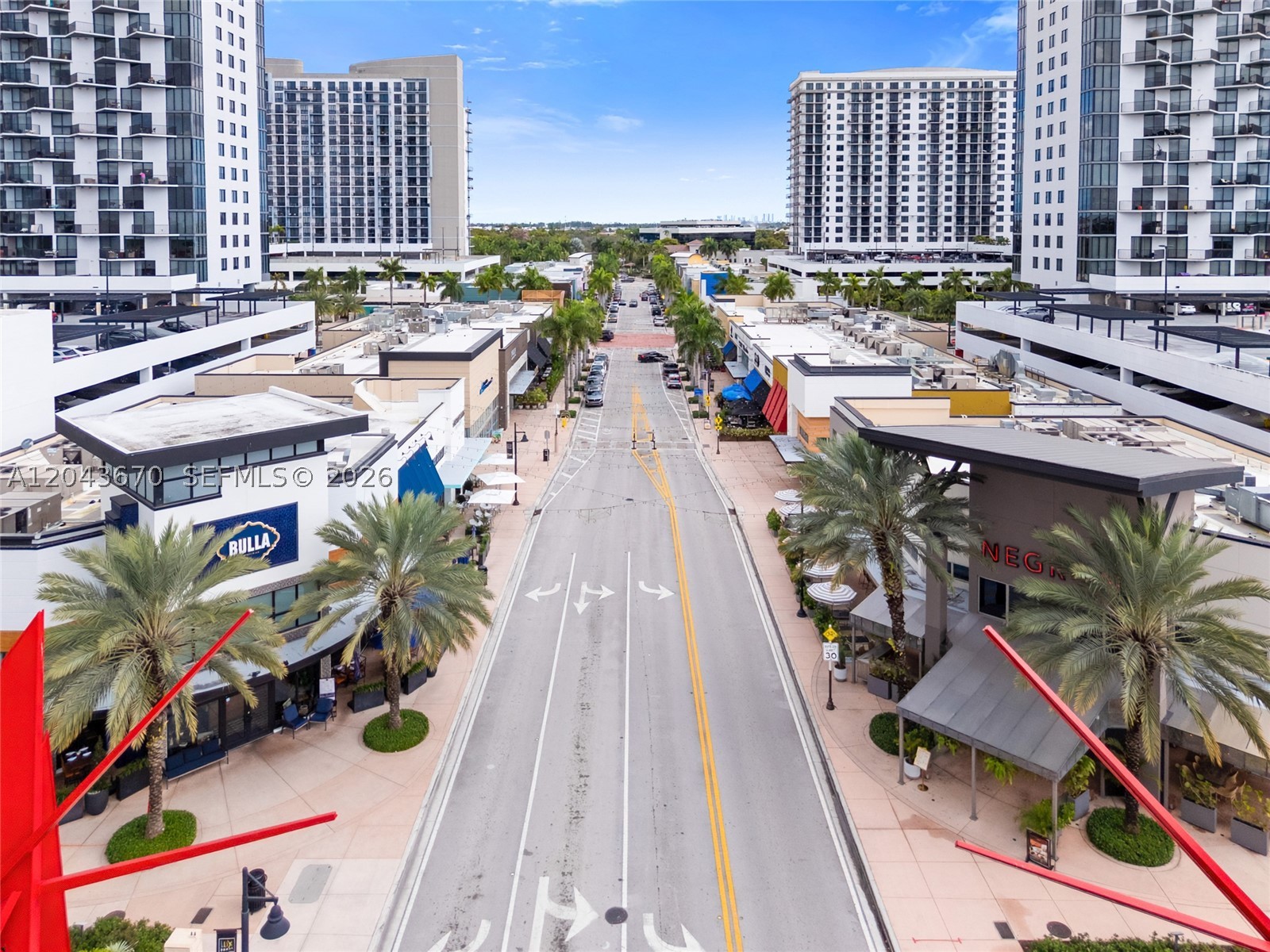 DOWNTOWN DORAL SOUTH PHAS - Residential