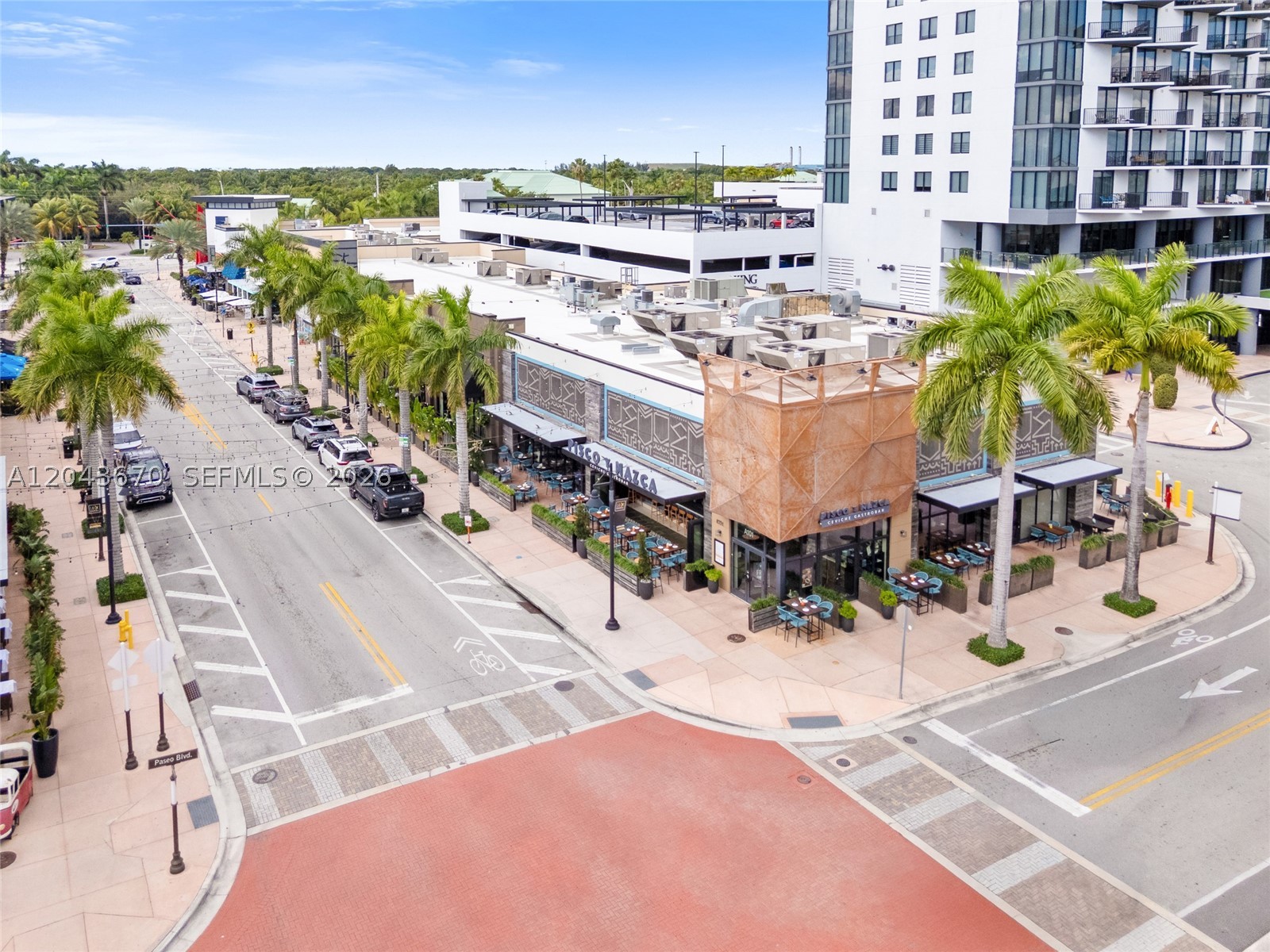 DOWNTOWN DORAL SOUTH PHAS - Residential