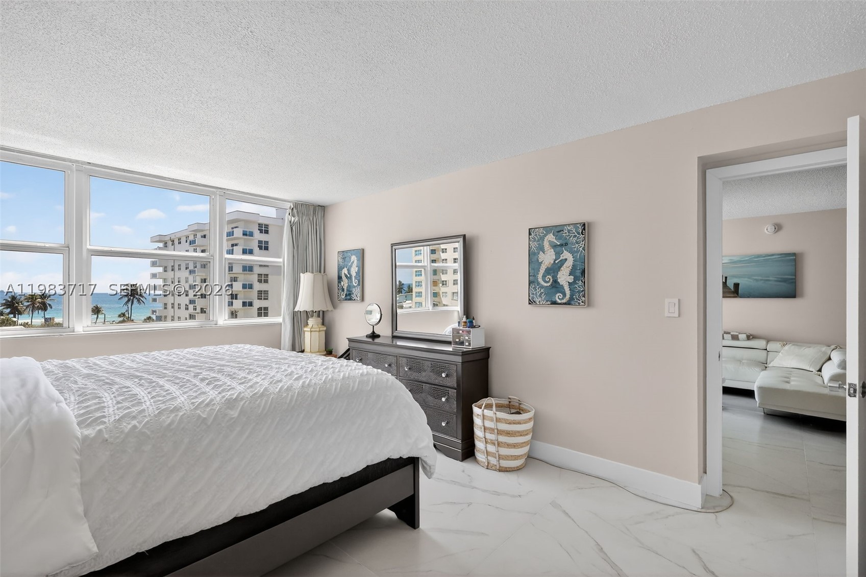 TRAFALGAR TOWERS CONDOMIN - Residential