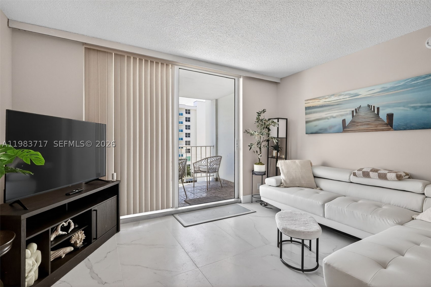 TRAFALGAR TOWERS CONDOMIN - Residential