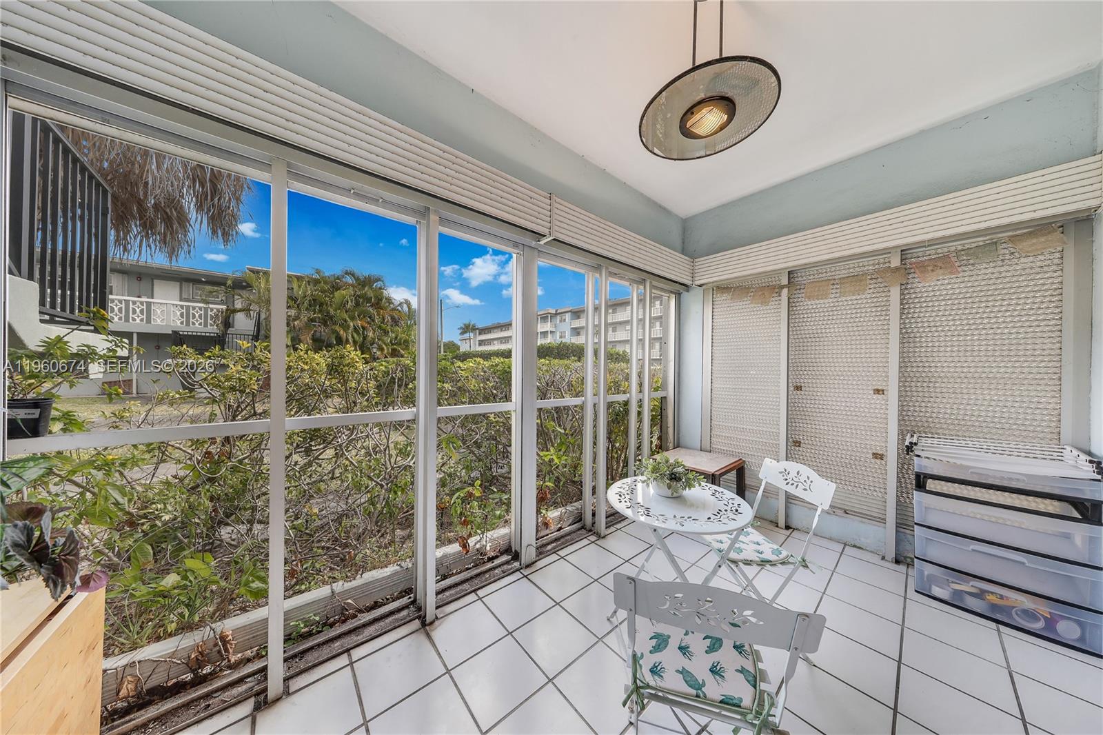 STRATFORD APARTMENTS COND - Residential