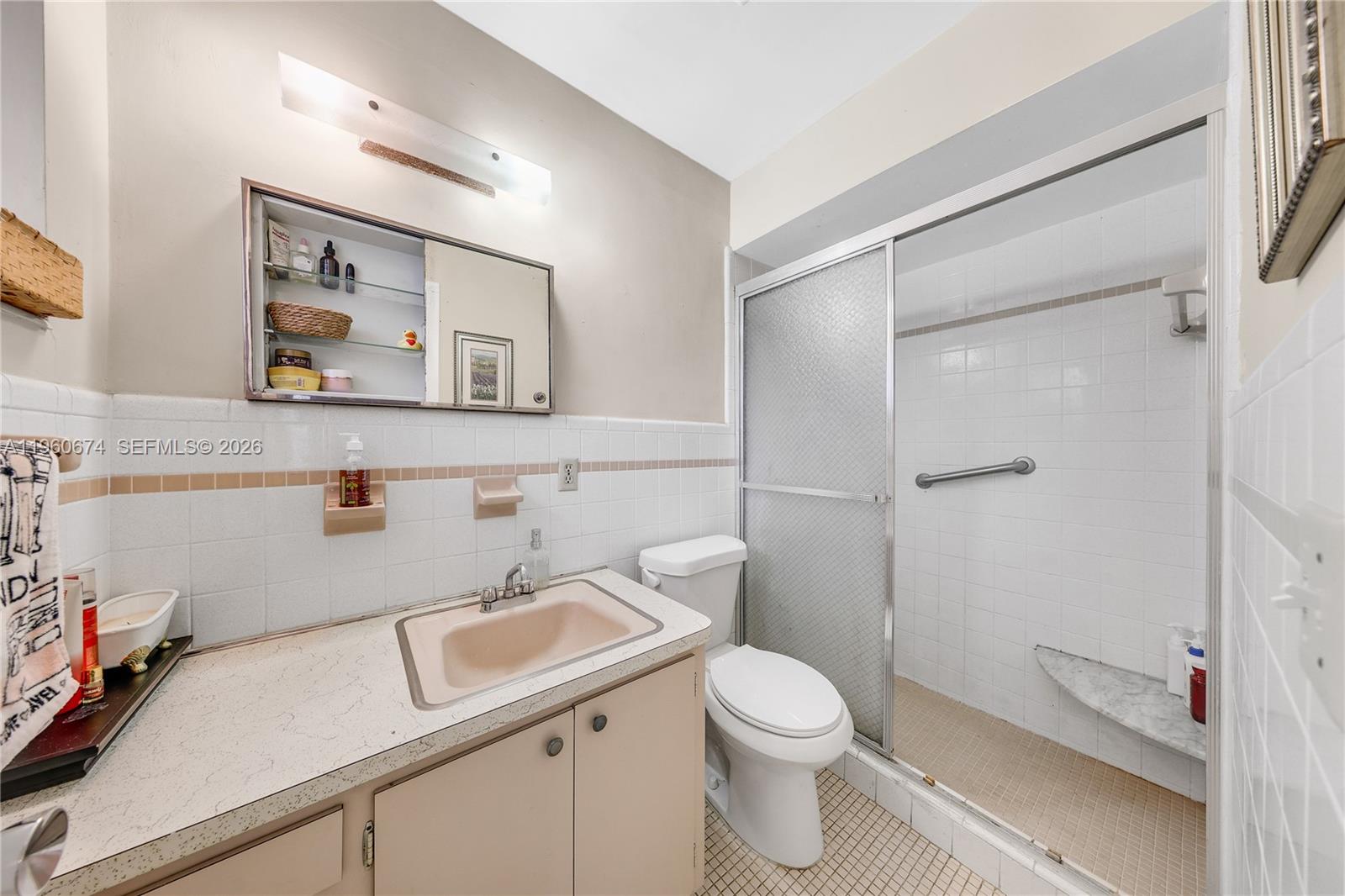 STRATFORD APARTMENTS COND - Residential